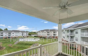 Building Photo - 9179 Meadow Vista Rd