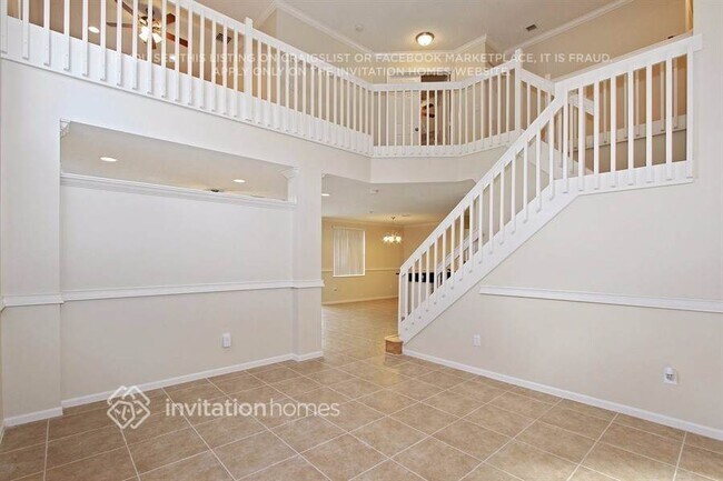 Building Photo - 6251 Oak Bluff Way