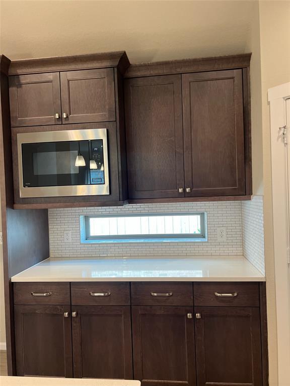 Foto del edificio - 10147 Bayou Oaks Dr