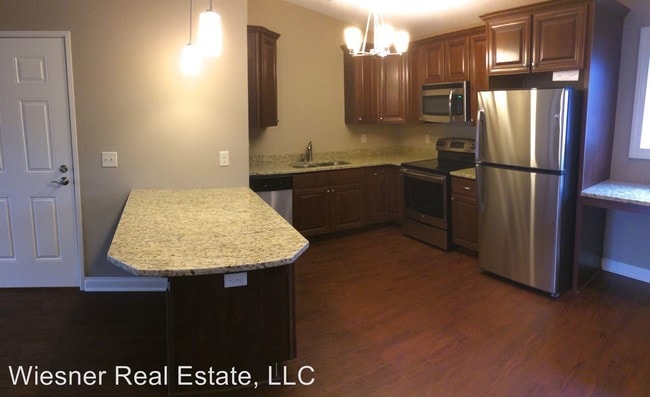 Building Photo - 357-357 Bolson Dr