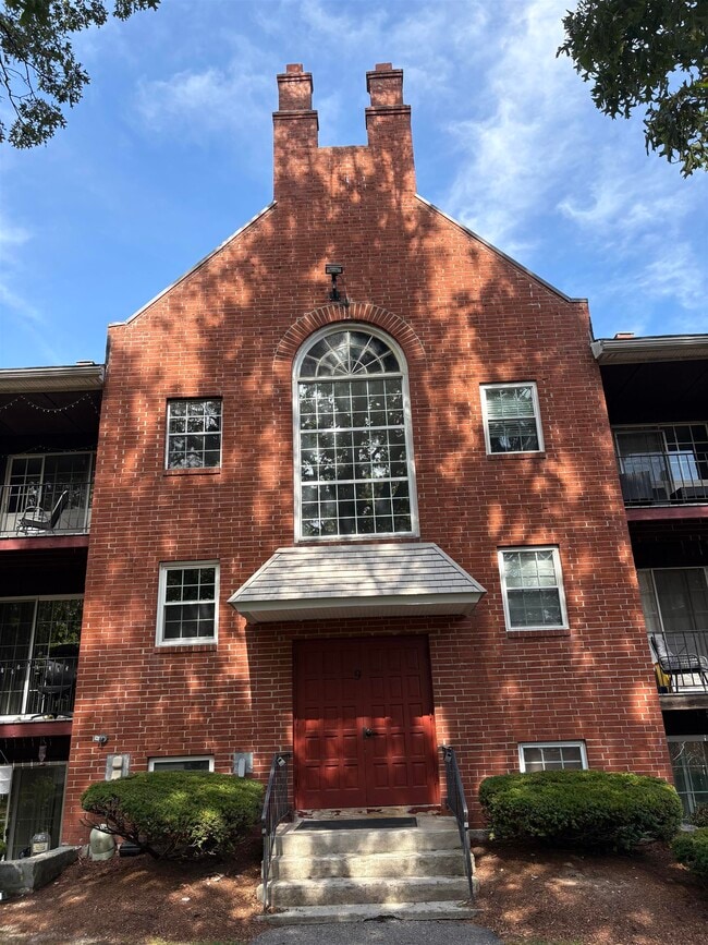 Building Photo - 9 Louisburg Square