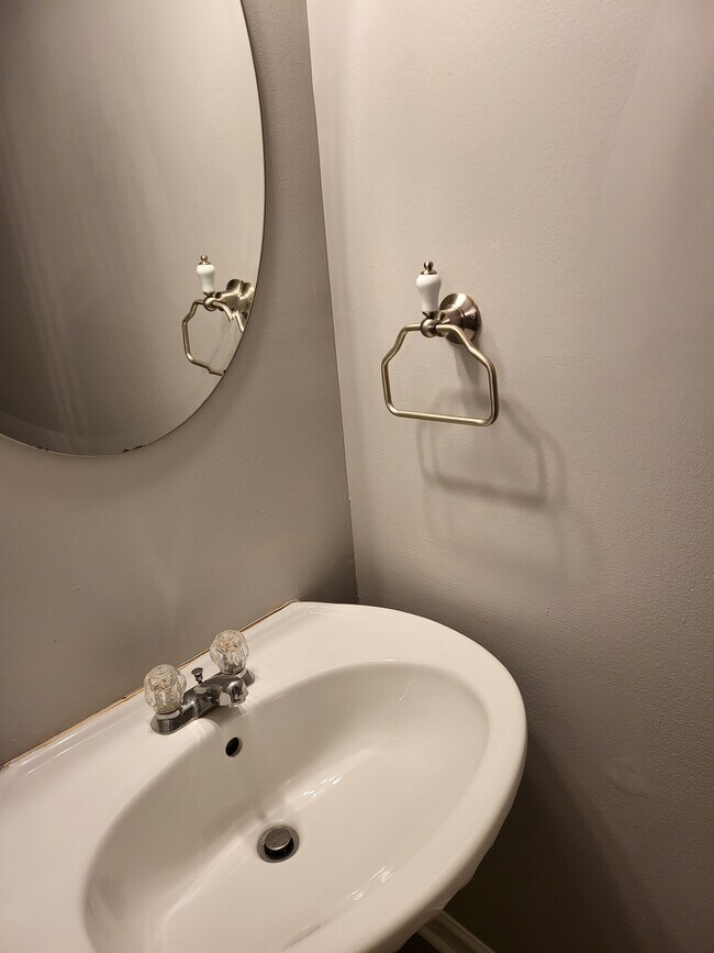 Medio baño - 2758 Valley Green Dr