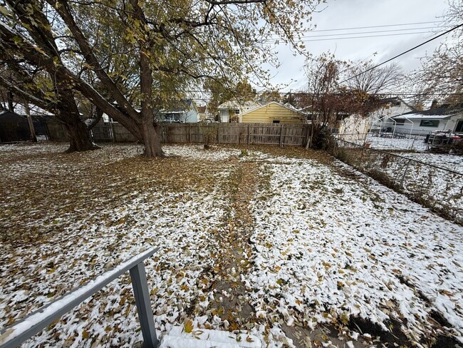 Building Photo - 7251 Hudson Ave