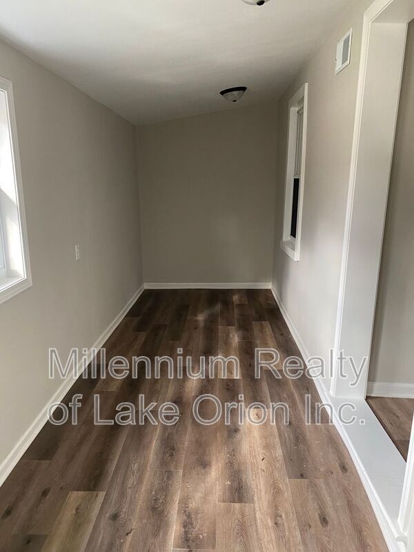 Foto del edificio - 28554 Marshall St