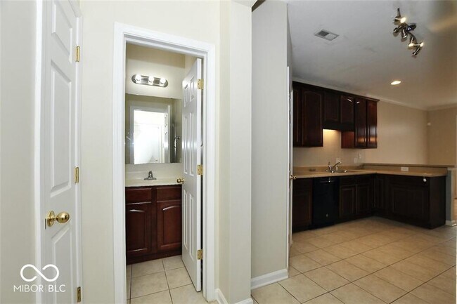 Foto del edificio - 2354 Colfax Ln