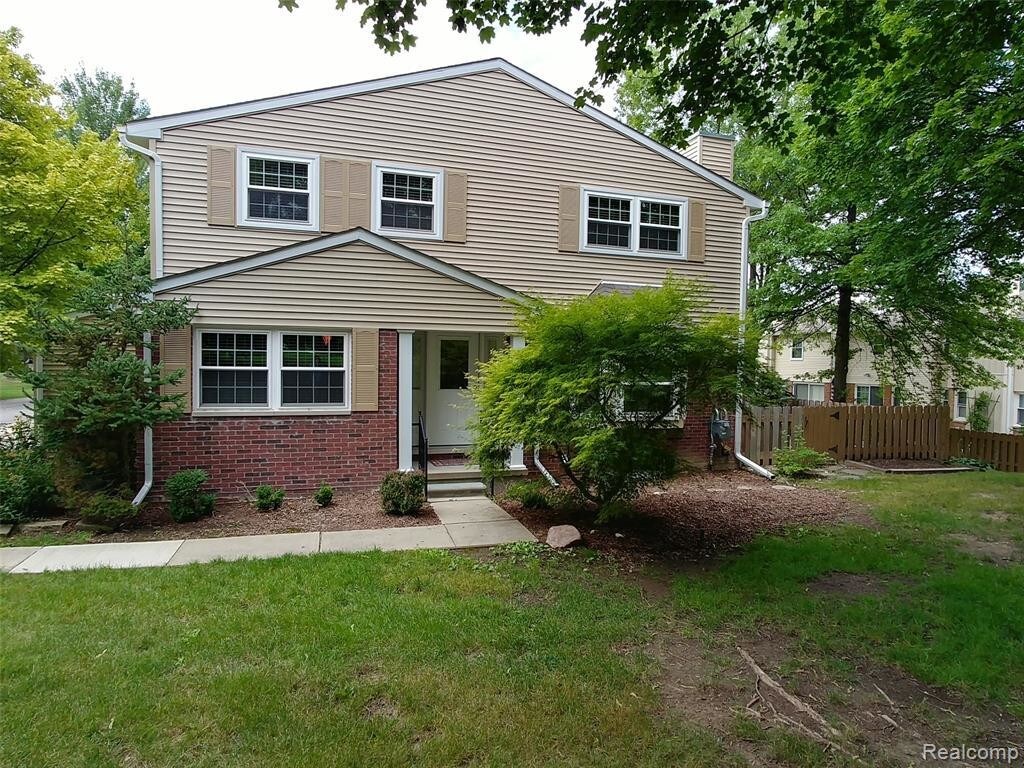 Primary Photo - 1536 Brentwood Dr