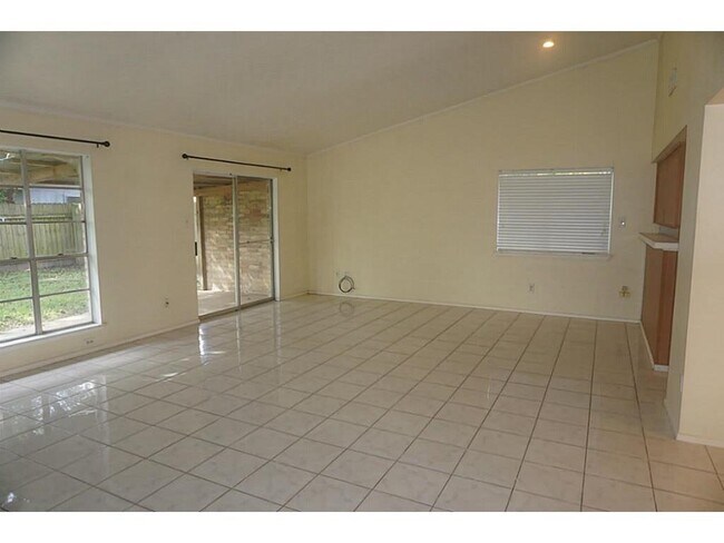 Foto del edificio - 14311 Templar Ln