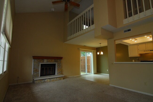 Foto del edificio - 6309 Sawmill Woods Dr