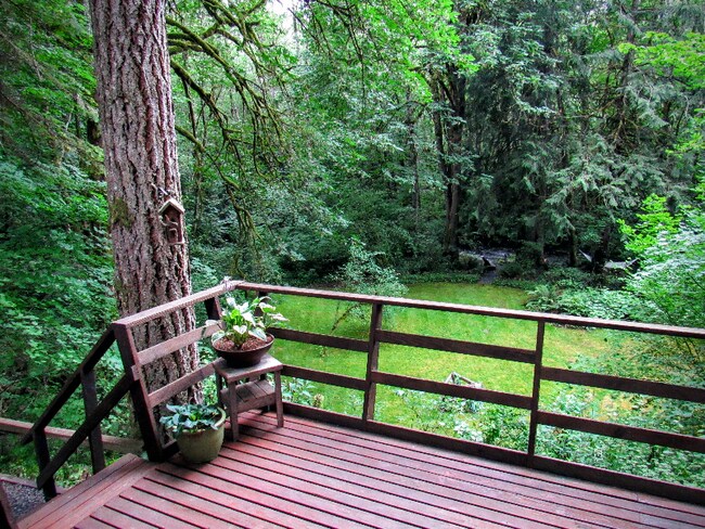 Foto del edificio - 281 Lords Lake Loop Rd