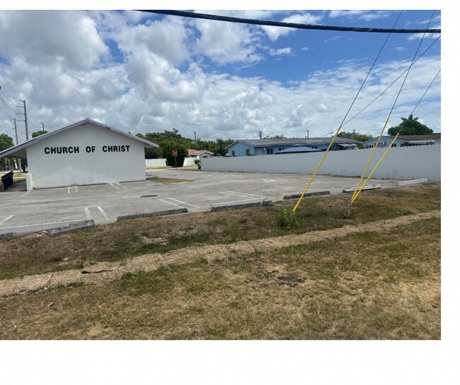 Foto del edificio - 18301 SW 107th Ave