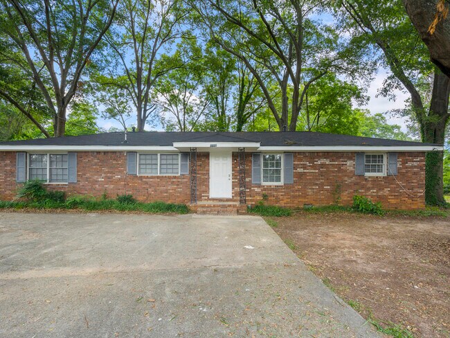 Building Photo - 2546 Joe Jerkins Blvd