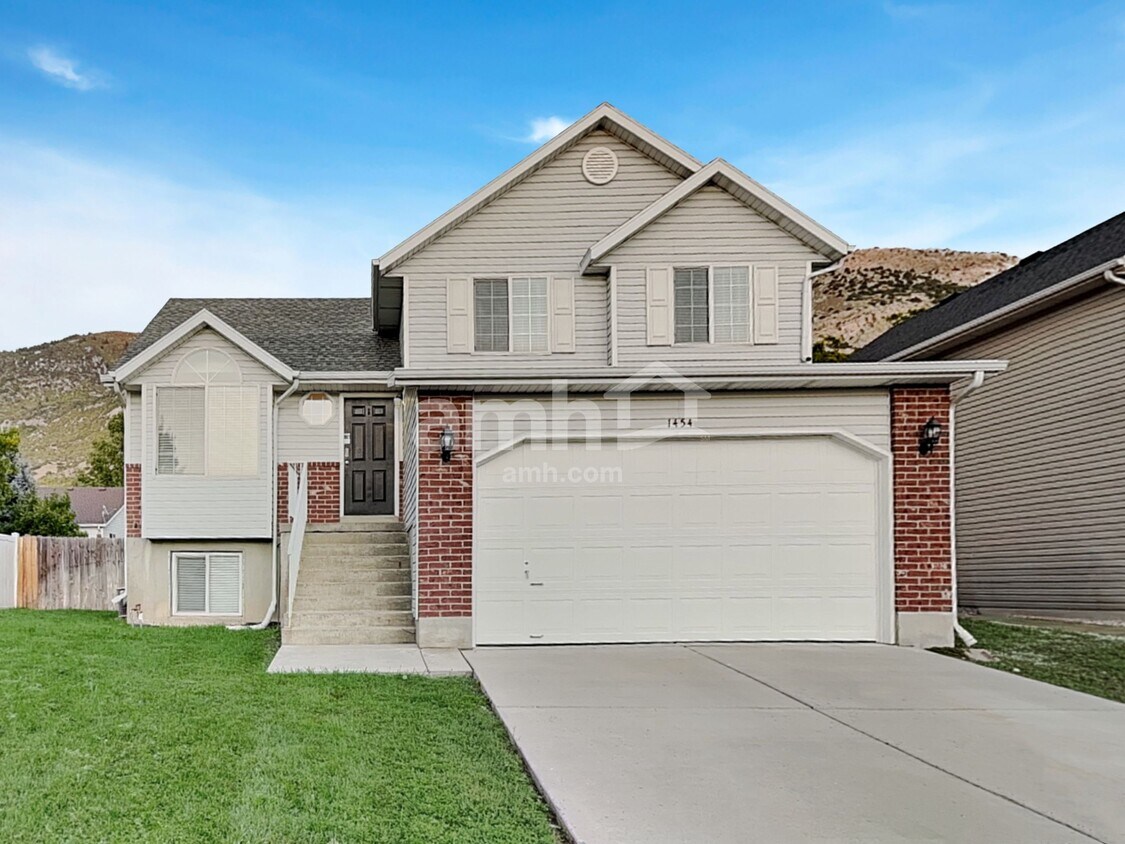 Foto principal - 1454 Fowler Ave