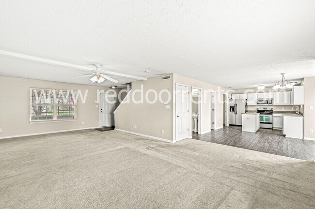 Foto del edificio - 14917 Dry Creek Rd