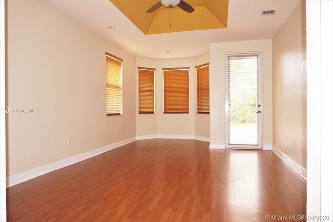 Building Photo - 8345 Phoenician Ct