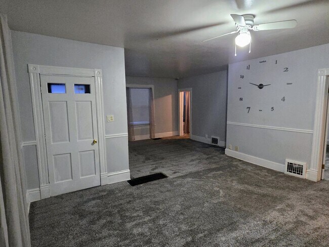 Building Photo - 1340 Chatham St