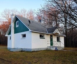 Building Photo - 112 Crow Path