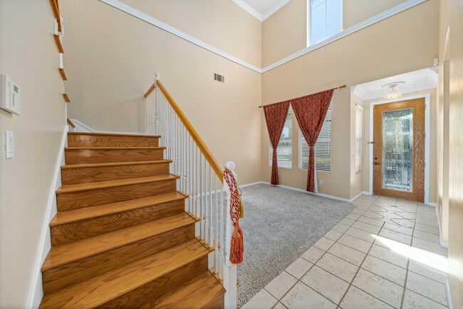 Building Photo - 3121 Club Rancho Dr