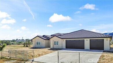 Building Photo - 993 Rancho Rd