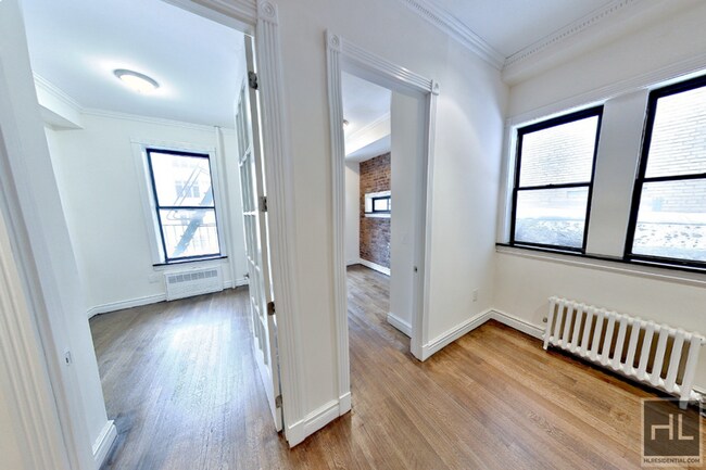 Foto del edificio - W 51ST ST.