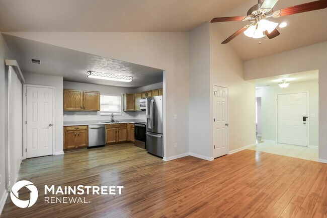 Foto del edificio - 534 Matterhorn Dr