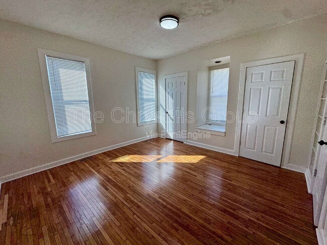 Foto del edificio - 416 Adams St