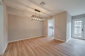 Building Photo - 14736 Perthshire Rd