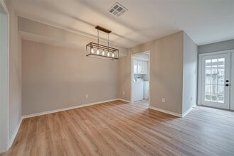 Building Photo - 14736 Perthshire Rd