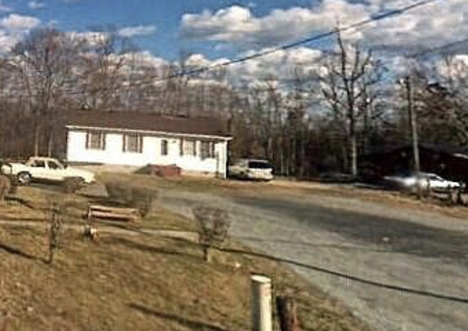 Foto principal - 7131 Axton Rd