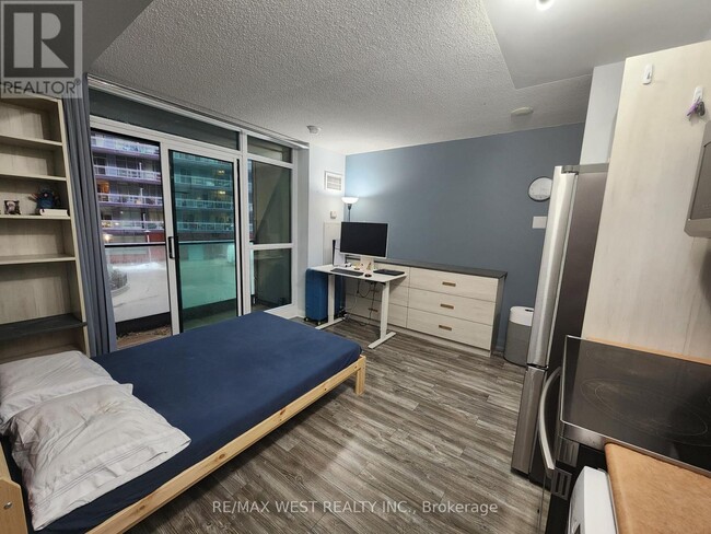 Photo du bâtiment - 600 Fleet St