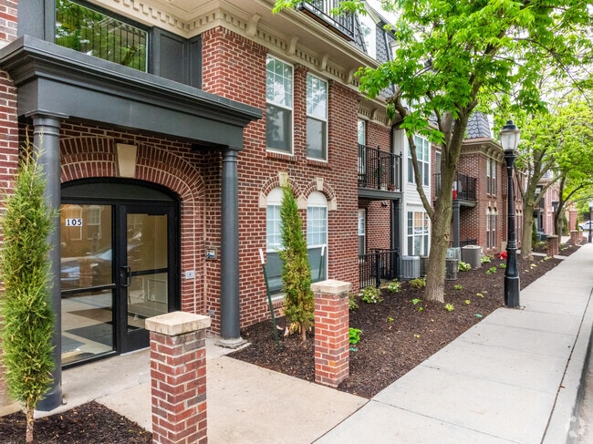 Building Photo - The Moxie on Union Hill