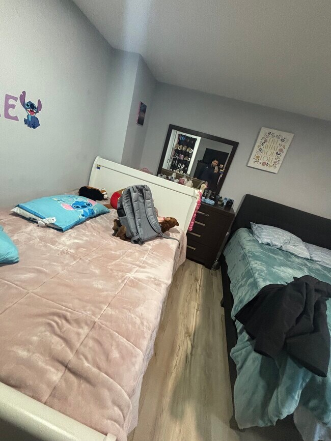 Foto del edificio - 63 Wedgewood Dr