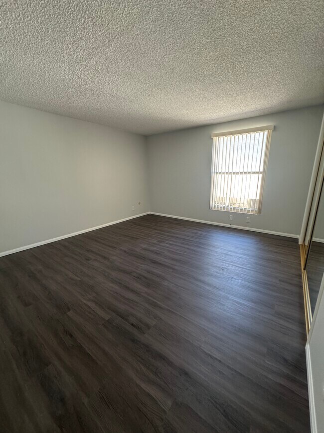Bedroom - 31505 Lindero Canyon Rd