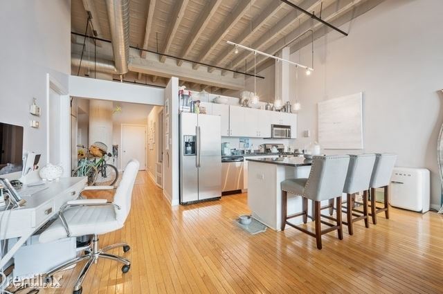 Building Photo - 1 br, 1 bath Condo - 1601 W School St # 414