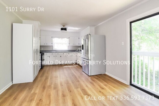 Foto del edificio - 1101 Surry Dr
