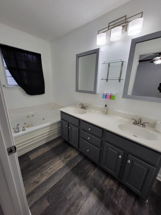 Foto del edificio - BEAUTIFUL Ranch Home