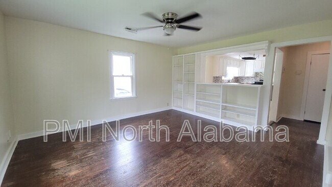 Foto del edificio - 1411 Halsey Ave NE