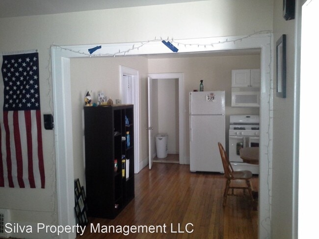 Building Photo - 245 Girard Ave