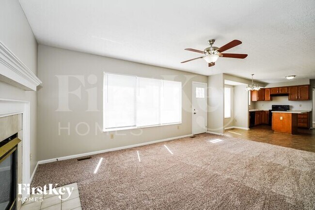 Building Photo - 866 Campanula Ct
