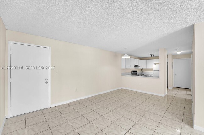 Foto del edificio - 210 SW 11th St