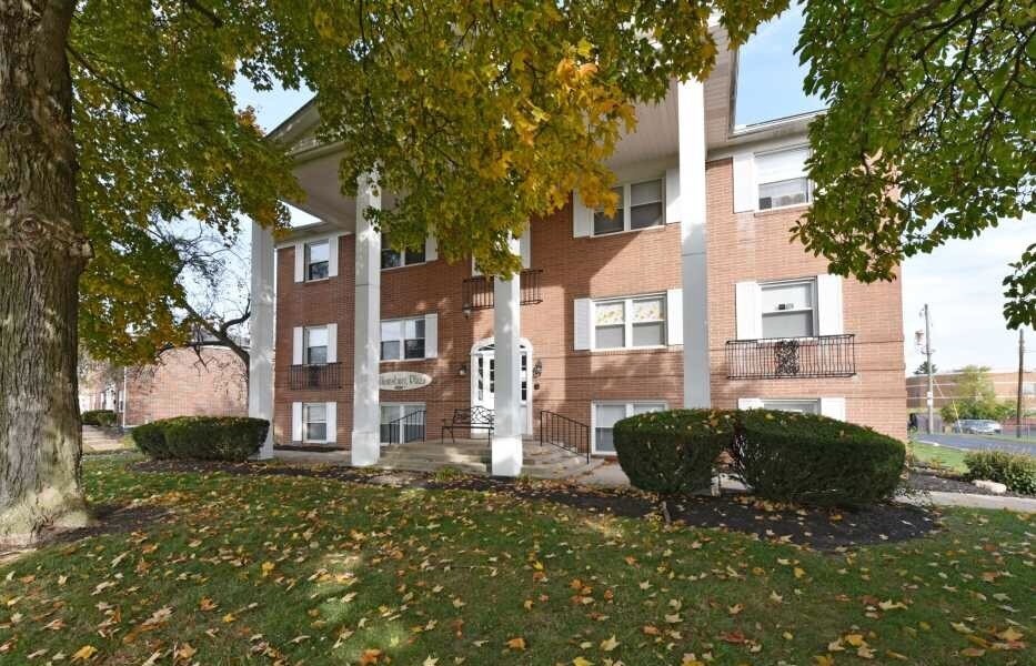 Foto del edificio - Williamsburg Plaza