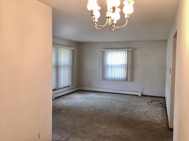 Foto del edificio - 2400 Woodcliff Ave SE