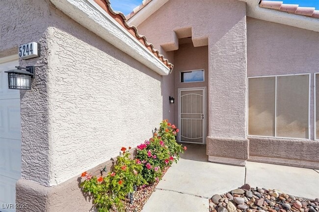 Building Photo - 5244 Velazco Ln