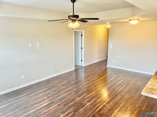 Building Photo - 157 Walkers Hill Rd