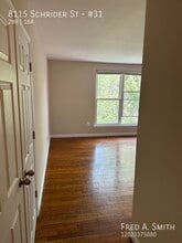Building Photo - 8115 Schrider St
