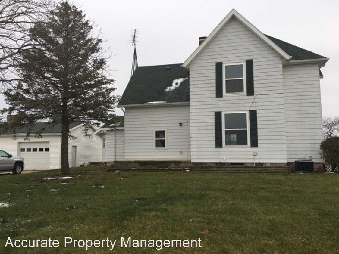 Foto principal - 3 br, 2 bath House - 4979 N 550 E