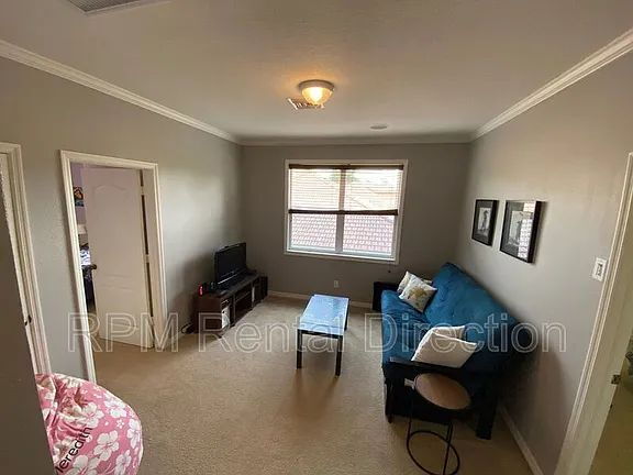 Foto del edificio - 4-Bedroom W/Den Lakefront Pool Home with Spa in Gated Promenade East at The Forum