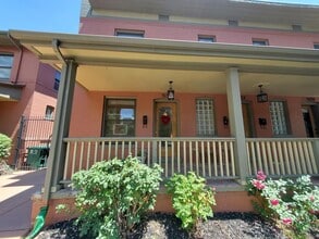 Building Photo - 3136 Umatilla St