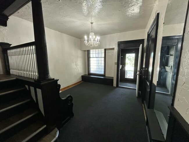 Building Photo - 3601 W Highland Blvd
