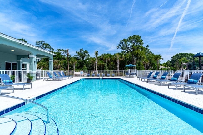 Building Photo - Ravinia St. Lucie