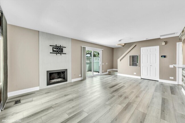 Foto del edificio - 436 Yorktown Ct